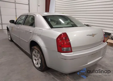 2006 Chrysler 300 Touring из США, поврежденный, VIN 2C3KA53G36H506880